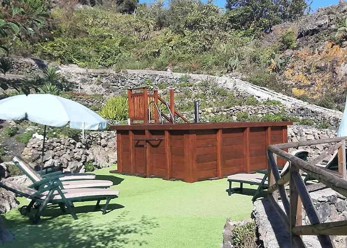 Guinderos Country house *